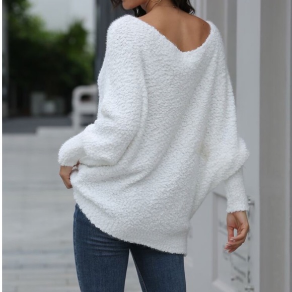 White Popcorn Batwing Soft Oversized Sweater - Picture 3 of 8